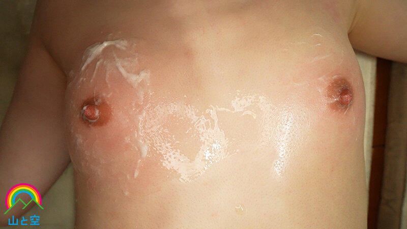 敏感な乳首をこねくり回され我慢できず大量失禁…喉奥貫通イラマ輪●され白目イキしてしまうJ系 皆月ひかる 19枚目