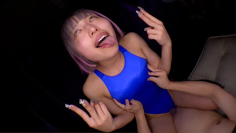 【北城希】敏感乳首ビンビンでデカ尻を振りまくる制服女子｜flav00368