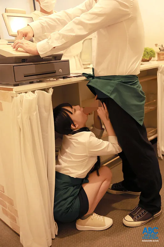 【南日菜乃】美女カフェ店員が乳首ペロペロ舐めで誘惑し種付けプレス｜focs00243